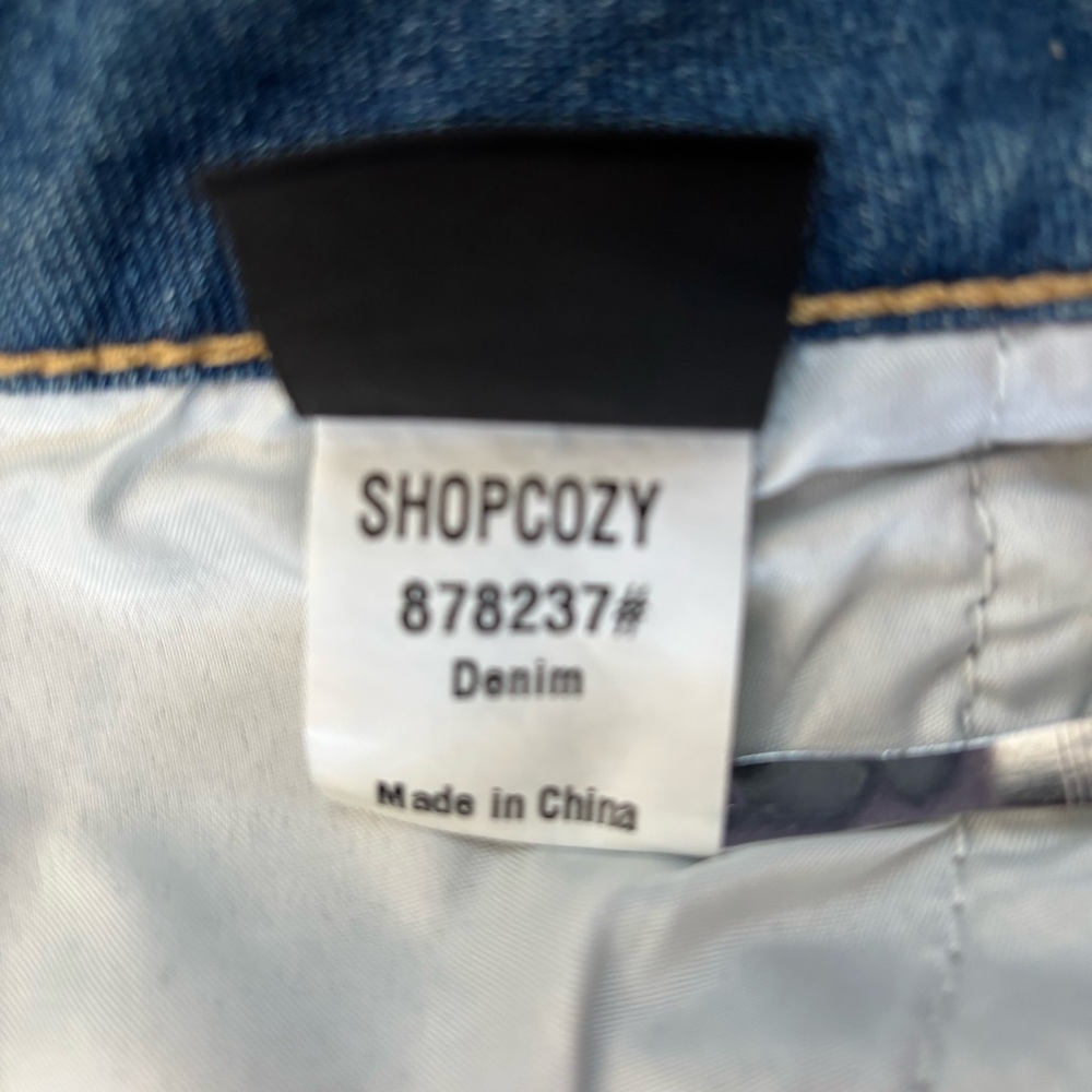High-Waisted Button-Fly Jeans - Picture 6 of 8